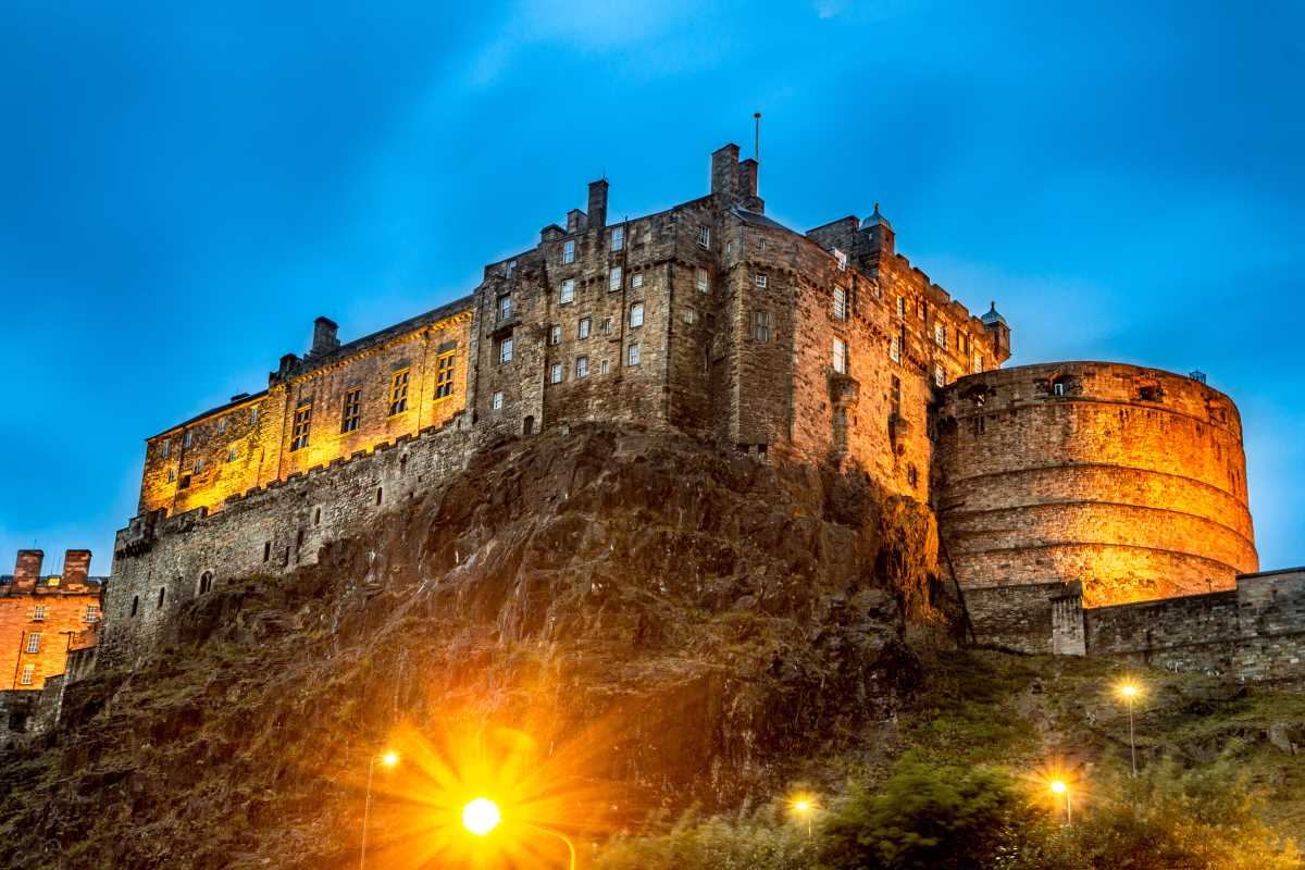 The Royal Pathways and Castle Walls of Edinburgh, Scotland